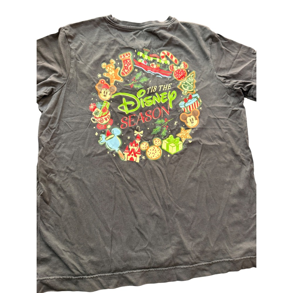 Disney Parks Christmas Wreath Graphic T-Shirt Size S